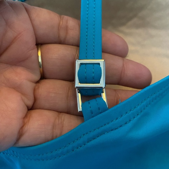 La Blanca Island Goddess Shirred Twist Turquoise One Piece Swimsuit sz 6 - Picture 8 of 9